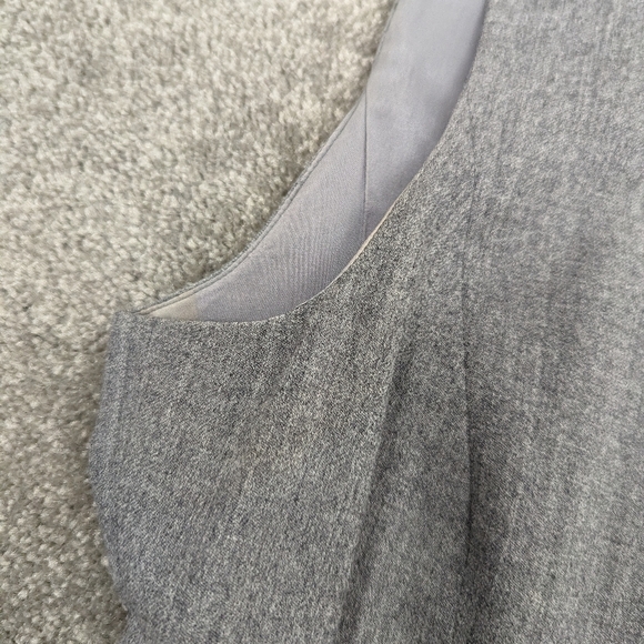 Anne Klein Classic Herringbone Sheath Dress Size 10 Grey 100% Wool (Fits like 6) - Picture 11 of 12